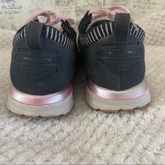Brooks ricochet shoes women size 7.5 good condition - Picture 4 of 4